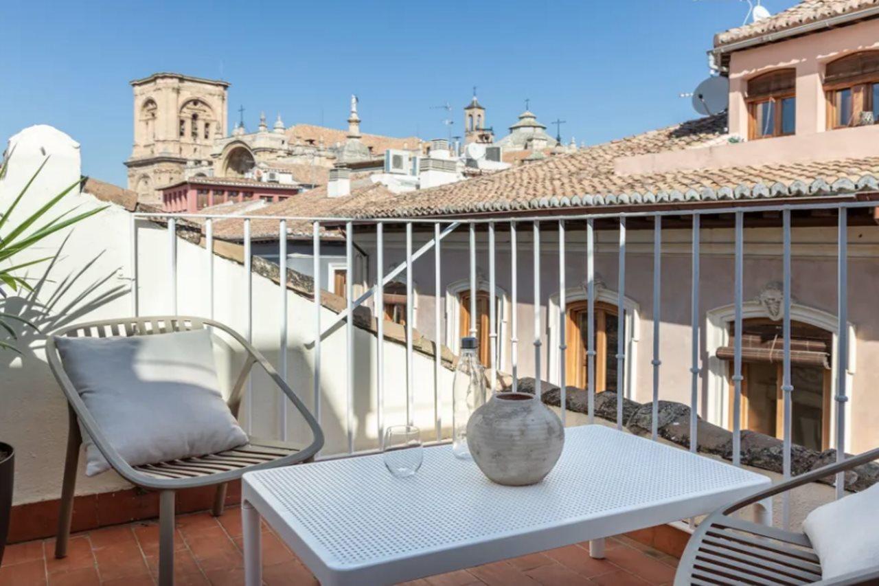 Apartamentos Líbere Granada Catedral Exterior foto